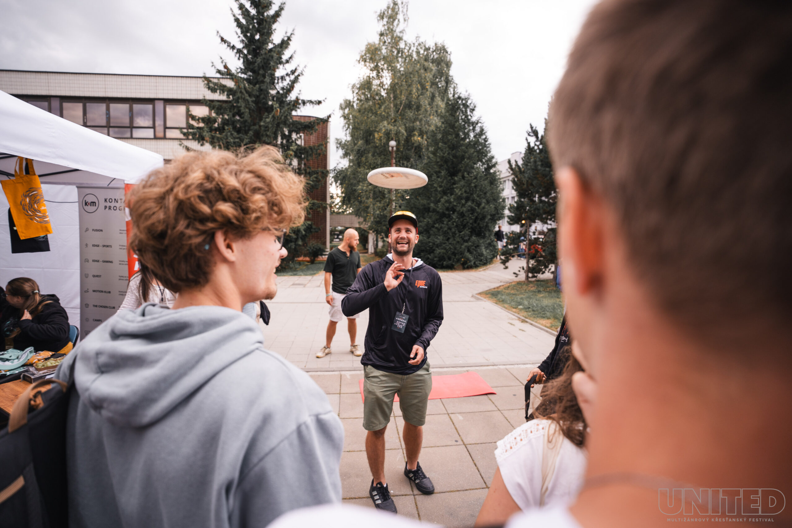 25-08-22 18-11 Mike Kovarik